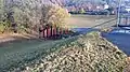Die Seckach bei Hoch­wasser regu­lierendes Hoch­wasser­rück­halte­becken bei Adelsheim Nord