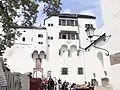 Großer Burghof und Durchgang zum Hohen Stock