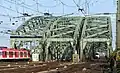 Westliche Einfahrt in die Brücke vom Hauptbahnhof aus (2007)