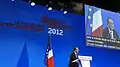 Hollande im Wahlkampf, im Hintergrund die politischen Credos gesetzt in der Avenir Next