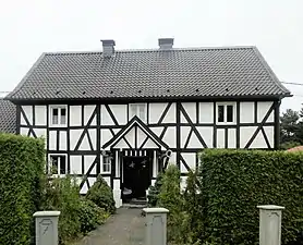 denkmalgeschütztes Fachwerkhaus Eschenweg 7
