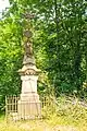 Horní Houžovec – Kreuz an der Kapelle