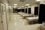 Krankenbetten für Gefangene im Gefangenenlager der Guantanamo Bay Naval Base, 2007