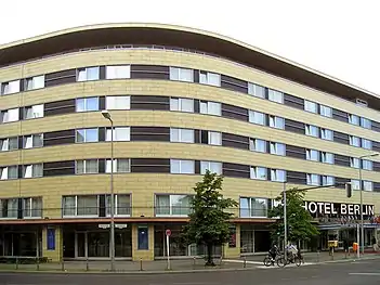 Hotel Berlin, Berlin, Lützowplatz, 1986–1987