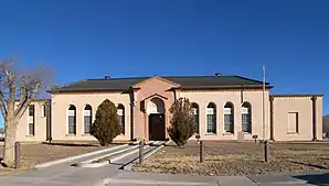 Hudspeth County Courthouse in Sierra Blanca, gelistet im NRHP mit der Nr. 75001993