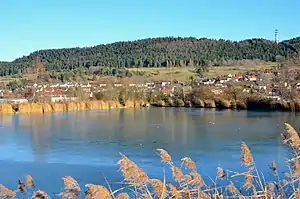 (6.) Montschenloch mit Fernmeldeturm, im Vordergrund der Hummelsee