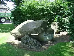Das Großsteingrab D44 bei Westenesch