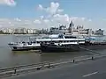 Die 1966 gebaute Hunyadi vor dem Parlamentsgebäude in Budapest.