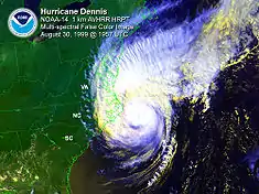Hurrikan Dennis vor der Küste von North Carolina