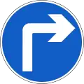 RUS-008vorgeschriebene Fahrtrichtung – rechts