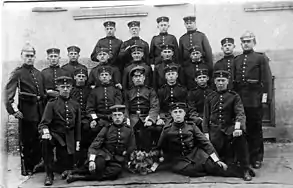 Korporalschaft des II. Ersatz-Bataillons in Vorkriegsuniformen