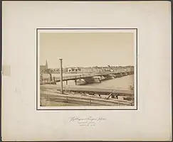 IJsselbrücke vor Kampen, gesehen vom rechten Ufer aus. Datum der Aufnahme: Juli 1872.