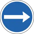 C01.11Vorgeschriebene Fahrtrichtung – hier rechts