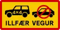 Schwierige Straße! Nur Fahrzeuge mit viel Achsspielraum (z. B. Jeeps), die höher gelegen sind als normale Fahrzeuge und Allradantrieb haben!