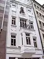 Nr. 9 – Jugendstilfassade mit Fischkutter-Relief