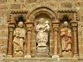 Figurengruppe über dem Westportal