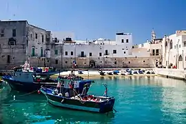 Der alte Hafen von Monopoli
