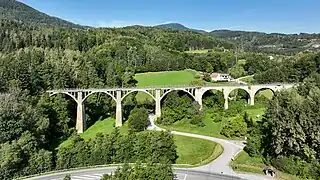 Das über 200 m lange Ilzbach-Viadukt bzw. Grub-Viadukt - längstes Viadukt der Feistritztalbahn