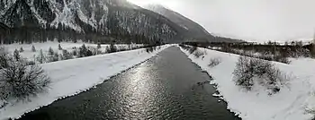 Der junge Inn bei Bever im Engadin