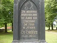 Die Inschrift der Schinkelpyramide