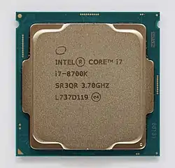 Intel Core i7-8700K mit sechs physischen Kernen