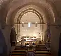 Kirchenschiff und Apsis