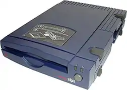 Iomega Zip (100 MB)