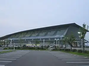 Eingang zur Halle