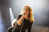 Izia (2015)