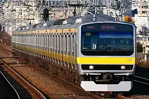 E231-0 auf der Chuo-Sobu-Linie in Tokio