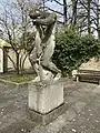 Kriegerdenkmal des Ersten Weltkriegs nach einem Entwurf von Wilhelm Jost, 1927, Ehrenfriedhof Crailsheim