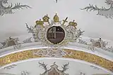 Chorbogen mit Wappenkartusche