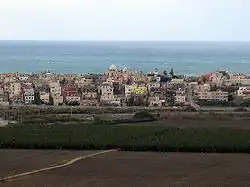 Dschisr az-Zarqa von Osten aus gesehen