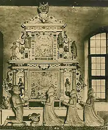 Grabdenkmal von Joachim I. von Alvensleben mit seinen drei Frauen