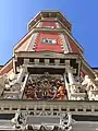 Treppenturm mit herzoglichem Wappen