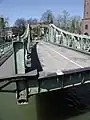 Die Brücke dreht