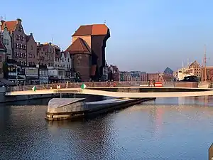 Fußgängerbrücke zur Speicherinsel