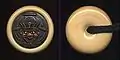 Kagamibuta-Netsuke
