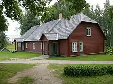 Dorfschule von Karilatsi
