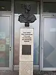 Büste auf dem Hardenbergplatz, Berlin-Charlottenburg