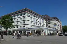 Heußweg/Osterstraße, ehemals befand sich darin das von Karl Schneider gestaltete Kino Emelka-Palast