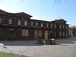 Empfangsgebäude (2008)
