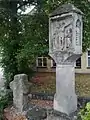 Martersäule und Steinkreuz