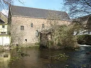 Kentener Mühle von der Wasserseite