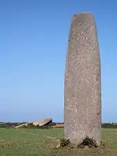Menhir von Kergadiou