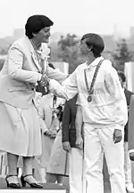 Päivi Aaltonen (rechts) mit Ketewan Lossaberidsebei den Olympischen Spielen 1980.