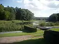 Teich an der Mühle mit Resten der Altanlage