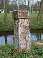 Kilometerstein (Kilometerpaal) bei Leiden (Niederlande)