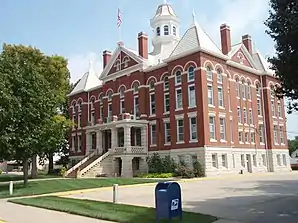 Kingman County Courthouse in Kingman, gelistet im NRHP Nr. 85002128