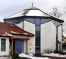 Katholische Pfarrkirche Maria Königin des Friedens